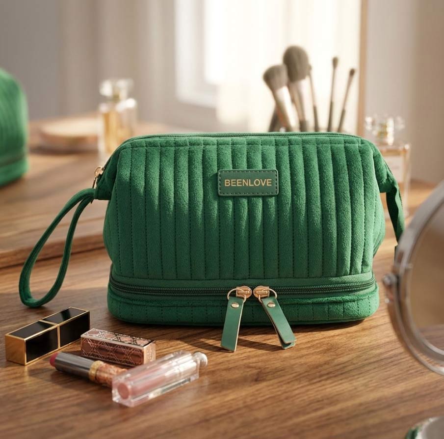 Solid Color Durable Large Travel Cosmetic Case for Women Velvet Makeup Bag with Zipper Fashionable for Gifts